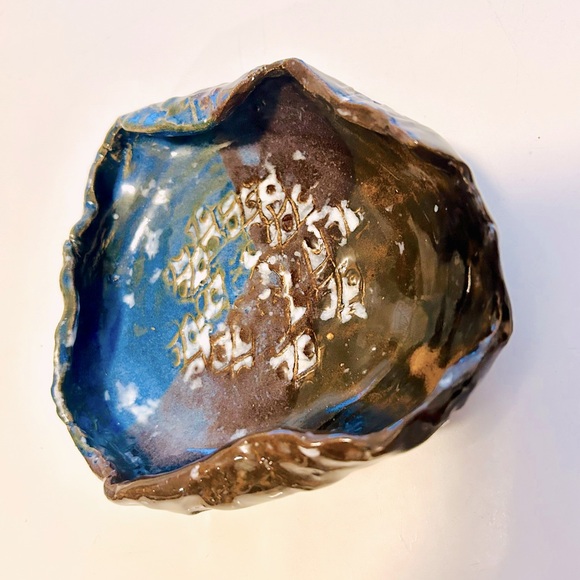 Vintage Pottery - Picture 5 of 5